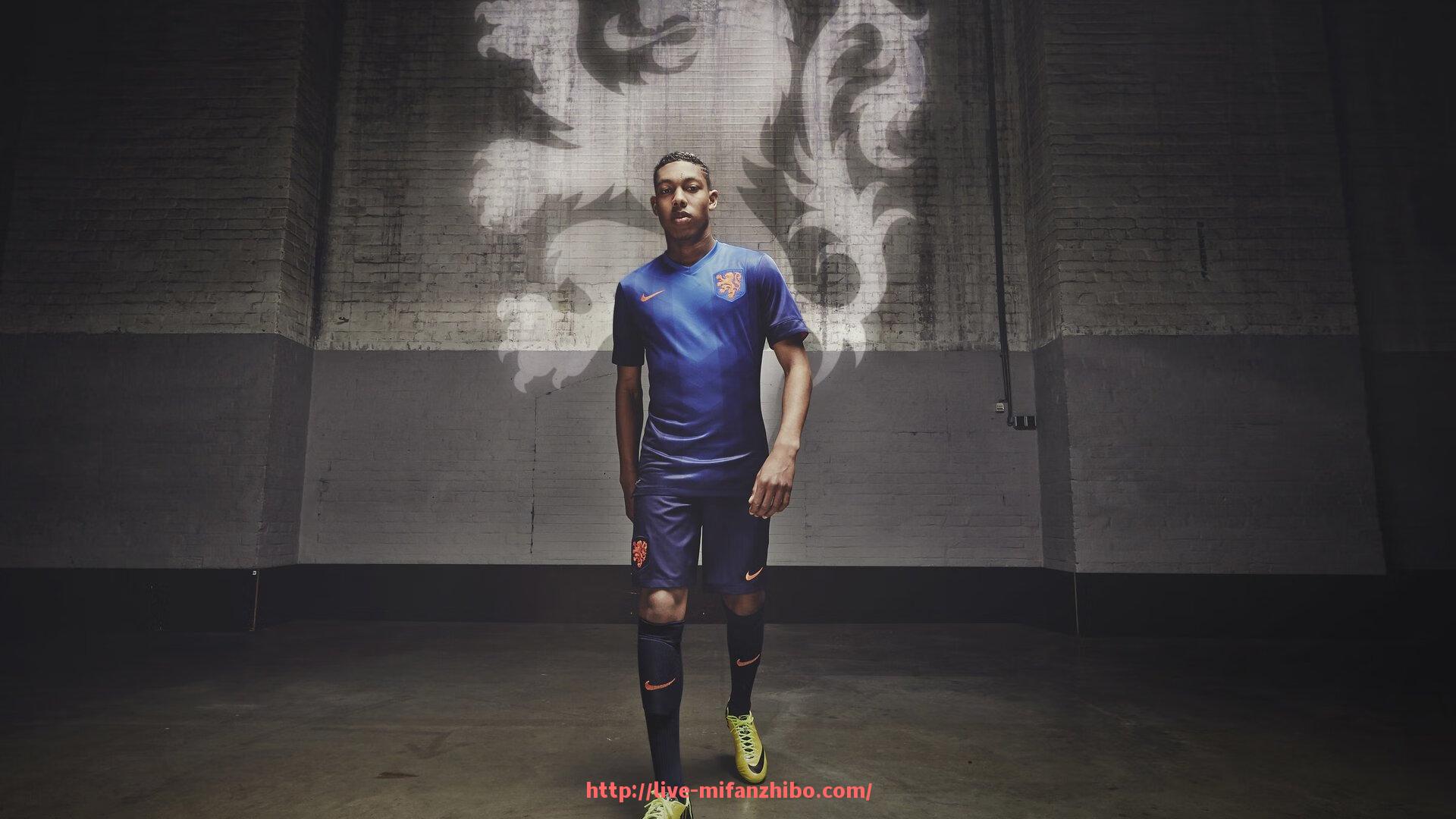 秘饭直播-火箭队主场介绍及主场文化氛围分析